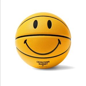 Chinatown Market Smiley Basketball. Brand New!